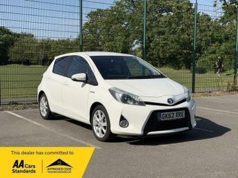 Toyota Yaris 1.5 VVT-h T Spirit CVT Euro 5 5dr