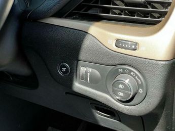 Jeep Cherokee 2.0 CRD Limited Auto 4WD Euro 5 (s/s) 5dr