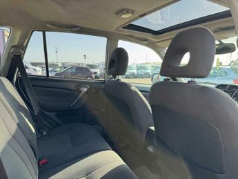 Toyota RAV4 2.0 VVT-i XT-R 4WD 5dr