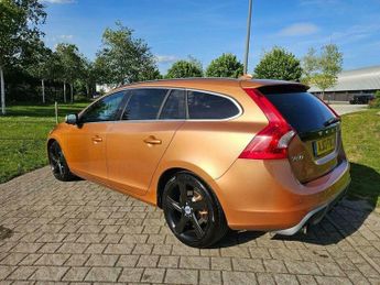 Volvo V60 2.0 D3 R-Design Lux Nav Geartronic Euro 5 (s/s) 5dr