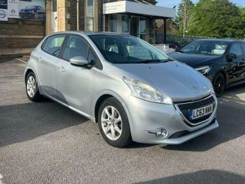 Peugeot 208 1.4 e-HDi Active EGC Euro 5 (s/s) 5dr