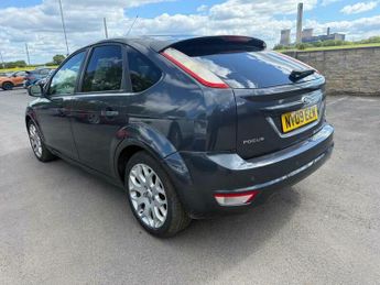 Ford Focus 1.6 Zetec 5dr