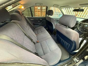 BMW 5 SERIES 2.0 520i SE 4dr