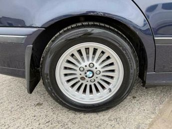 BMW 5 SERIES 2.0 520i SE 4dr