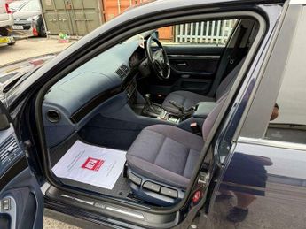 BMW 5 SERIES 2.0 520i SE 4dr