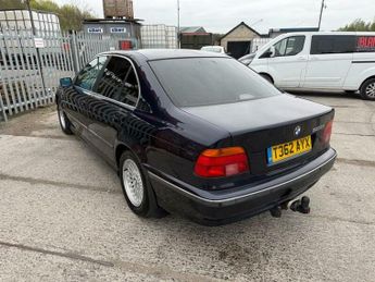 BMW 5 SERIES 2.0 520i SE 4dr