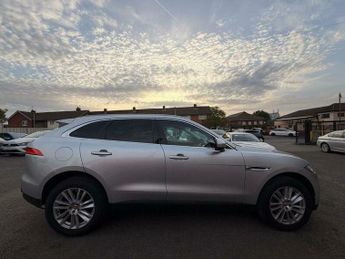Jaguar F-Pace 2.0 D180 Portfolio Auto AWD Euro 6 (s/s) 5dr