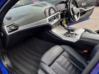 BMW 3 SERIES 330i M SPORT