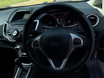 Ford Fiesta TITANIUM AUTO superb service history