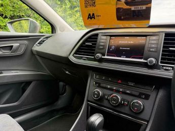 SEAT Leon 2.0 TDI CR FR DSG Euro 5 (s/s) 5dr