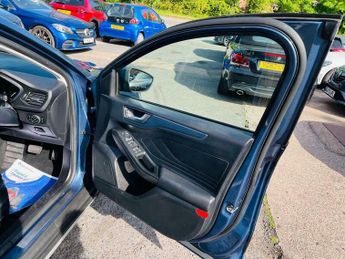 Ford Focus 2.0 EcoBlue Active X Auto Euro 6 (s/s) 5dr