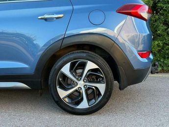 Hyundai Tucson 2.0 CRDi Premium SE Auto 4WD Euro 6 5dr