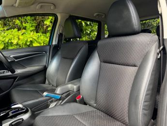 Honda Jazz 1.5 HYBRID EX Hatchback 5dr Petrol AUTO