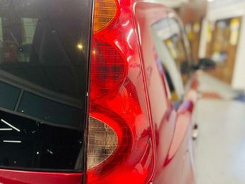 Nissan Note 1.6 16V n-tec Auto Euro 5 5dr