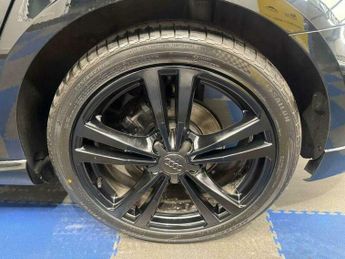 Audi A3 1.6 A3 Sportback S Line TDI Semi-Auto 5dr