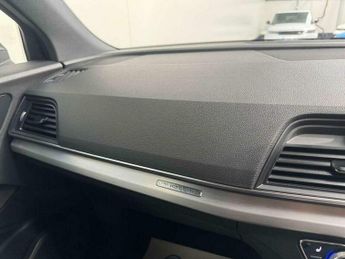Audi Q5 2.0 Q5 S Line TDI Quattro Semi-Auto 4WD 5dr