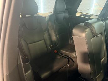 Volvo XC90 2.0 B5 MHEV R-Design Auto 4WD Euro 6 (s/s)