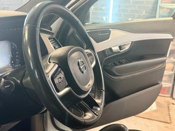 Volvo XC90 2.0 B5 MHEV R-Design Auto 4WD Euro 6 (s/s)