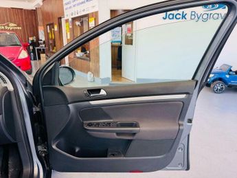 Volkswagen Golf 1.4 TSI Match DSG 5dr