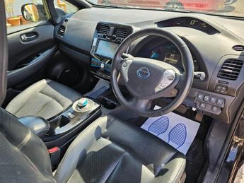 Nissan Leaf 30kWh Tekna Auto 5dr
