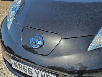 Nissan Leaf 30kWh Tekna Auto 5dr