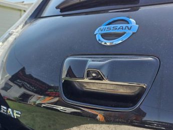 Nissan Leaf 30kWh Tekna Auto 5dr