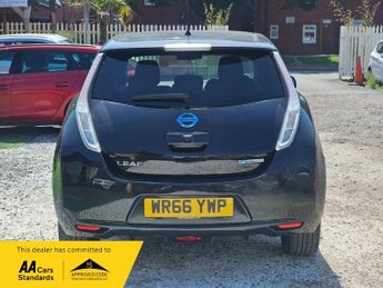 Nissan Leaf 30kWh Tekna Auto 5dr