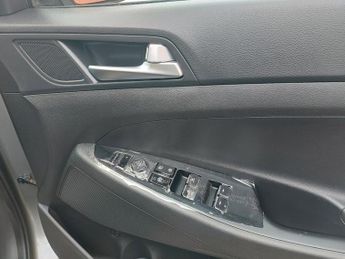 Hyundai Tucson CRDI SE NAV