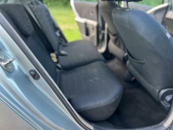 Toyota Yaris 1.3 VVT-i T3 5dr