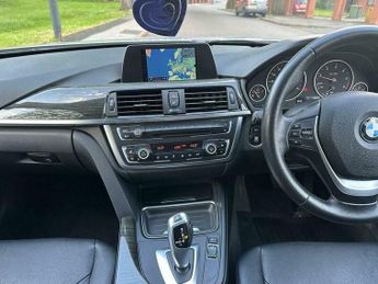 BMW 3 SERIES 2.0 320d Luxury Auto Euro 5 (s/s) 4dr