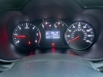 Kia Carens 1.7 CRDi 2 MPV 5dr Diesel DCT Euro 6 (s/s) (139 bhp)