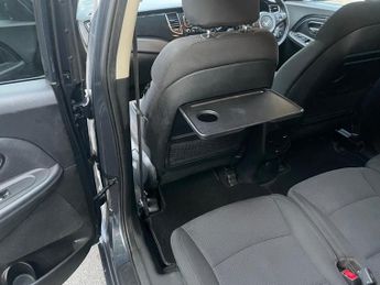 Kia Carens 1.7 CRDi 2 MPV 5dr Diesel DCT Euro 6 (s/s) (139 bhp)