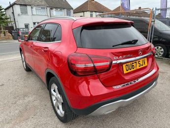 Mercedes-Benz C Class 2.1 GLA200d Sport (Premium) 7G-DCT Euro 6 (s/s) 5dr