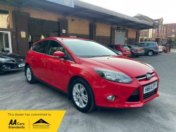 Ford Focus 1.0T EcoBoost Titanium Navigator Euro 5 (s/s) 5dr