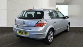 Vauxhall Astra 1.6i 16v SXi 5dr