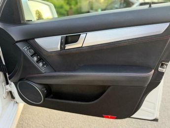 Mercedes-Benz C Class 2.1 C220 CDI BlueEfficiency AMG Sport Plus G-Tronic+ Euro 5 (s/s