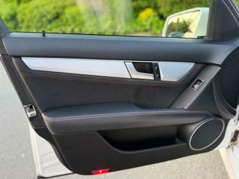 Mercedes-Benz C Class 2.1 C220 CDI BlueEfficiency AMG Sport Plus G-Tronic+ Euro 5 (s/s