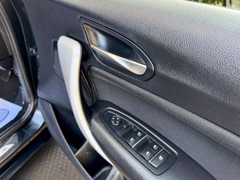 BMW 1 SERIES 118d SPORT
