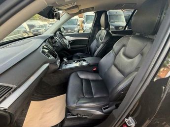 Volvo XC90 2.0 D5 PowerPulse Momentum Pro Auto 4WD Euro 6 (s/s) 5dr