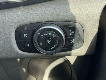 Ford Transit Custom 1.0 340 Fox 13.6kWh Trend Auto L1 H1 Euro 6 5dr