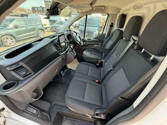 Ford Transit Custom 1.0 340 Fox 13.6kWh Trend Auto L1 H1 Euro 6 5dr
