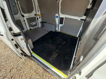 Ford Transit Custom 1.0 340 Fox 13.6kWh Trend Auto L1 H1 Euro 6 5dr