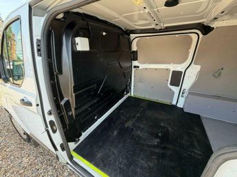 Ford Transit Custom 1.0 340 Fox 13.6kWh Trend Auto L1 H1 Euro 6 5dr
