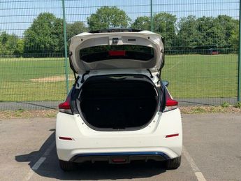 Nissan Leaf 40kWh N-Connecta Auto 5dr