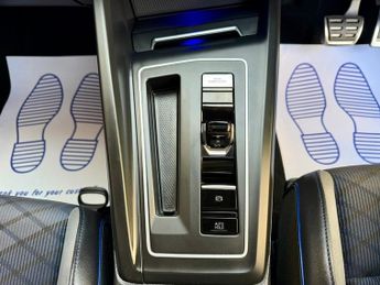 Volkswagen Golf R TSI 4MOTION DSG