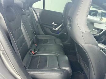 Mercedes-Benz CLA 1.3 CLA200 AMG Line (Premium 2) Coupe 7G-DCT Euro 6 (s/s) 4dr