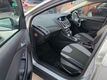 Ford Focus 1.6 Zetec Powershift Euro 5 5dr