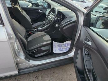 Ford Focus 1.6 Zetec Powershift Euro 5 5dr