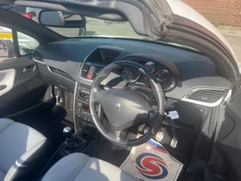 Peugeot 207 1.6 VTi Roland Garros Convertible 2dr Petrol Manual Euro 5 (120 