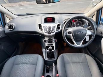 Ford Fiesta 1.25 Zetec Hatchback 5dr Petrol Manual (129 g/km, 81 bhp)
